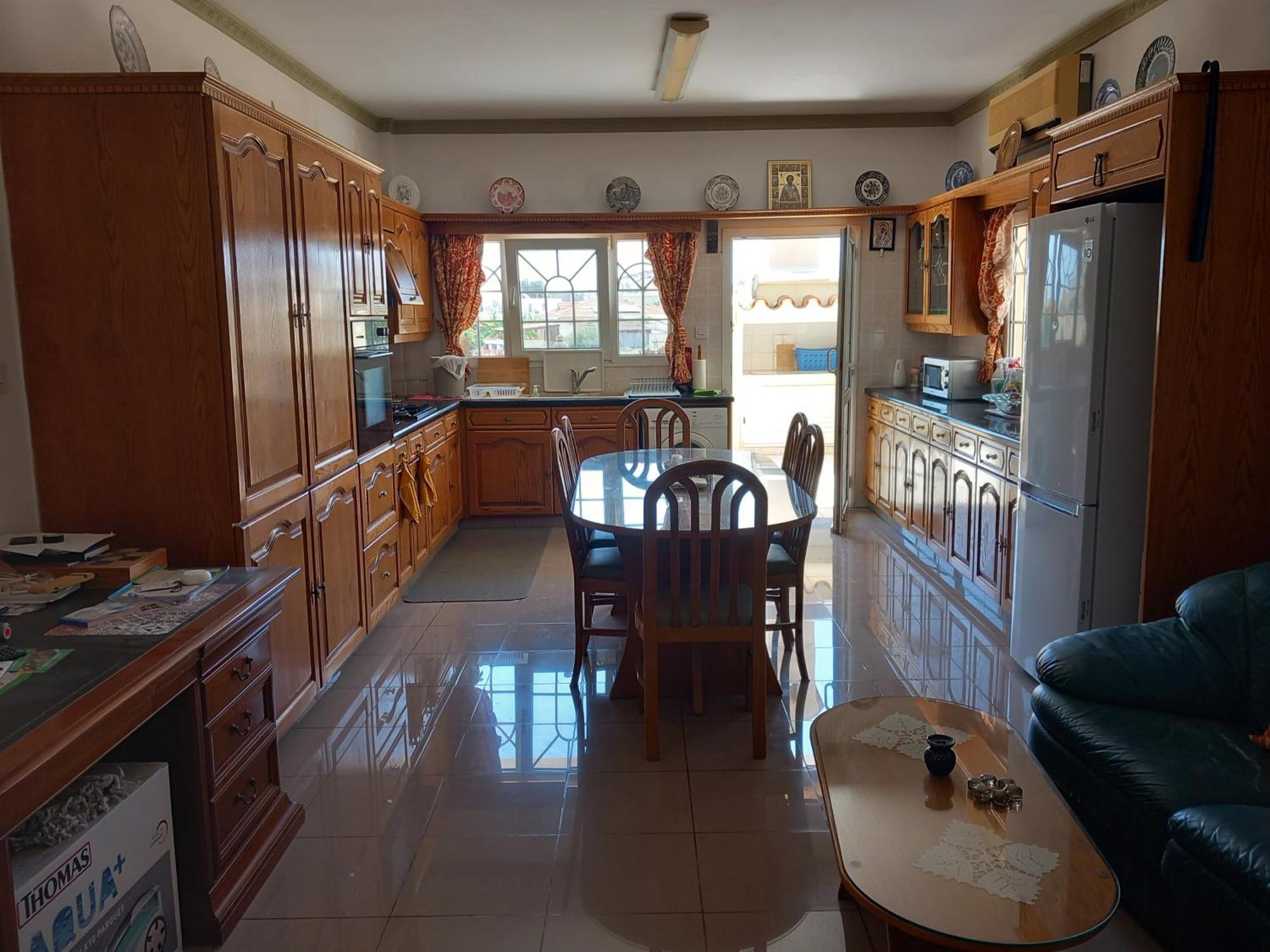Vasilis House Apartment Dromolaxia Exterior photo